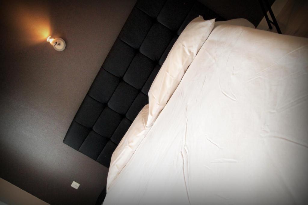 Hotel Le Rohu Séné Pokoj fotografie